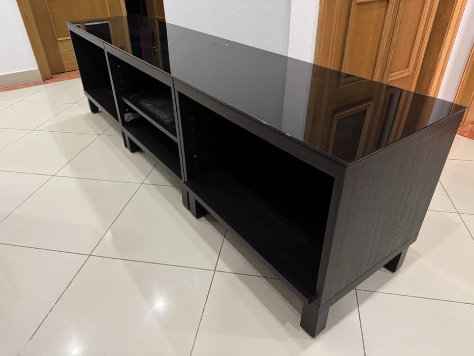 Movel TV em bom estado