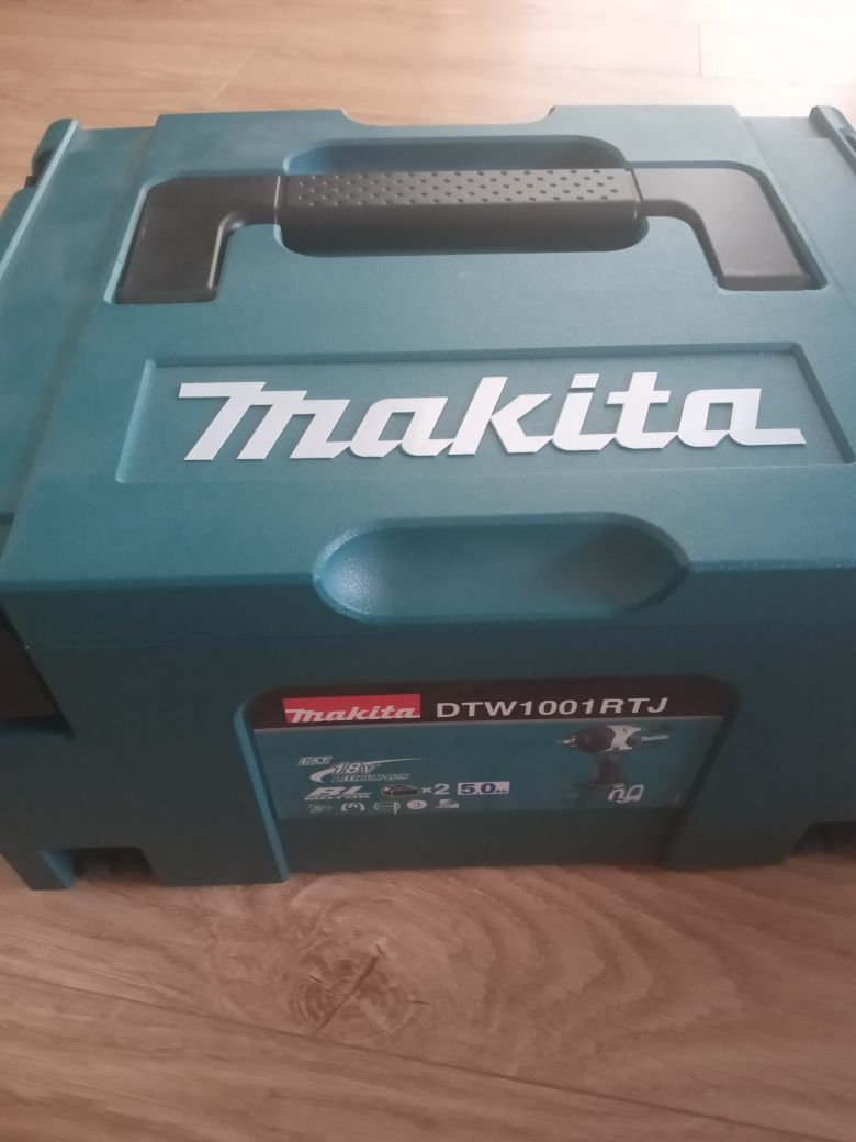 Гайковерт акумуляторний Makita DTW1002RTJ