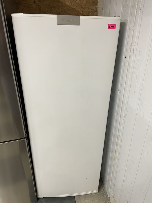 Морозильна камера Siemens