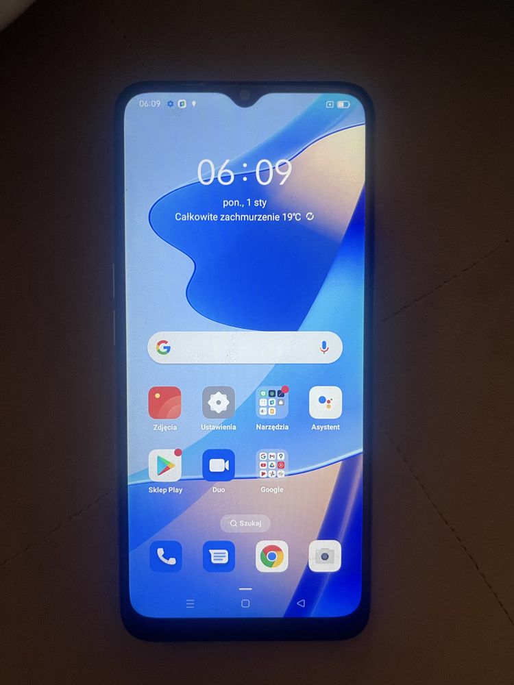 Smarfon oppo a 16