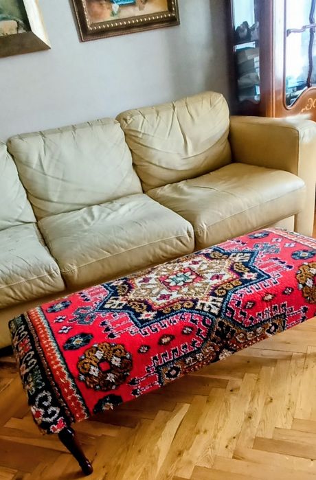 Пуфик Банкетка  или Мягкий стол  или Turkish  bench. или Ottoman coff