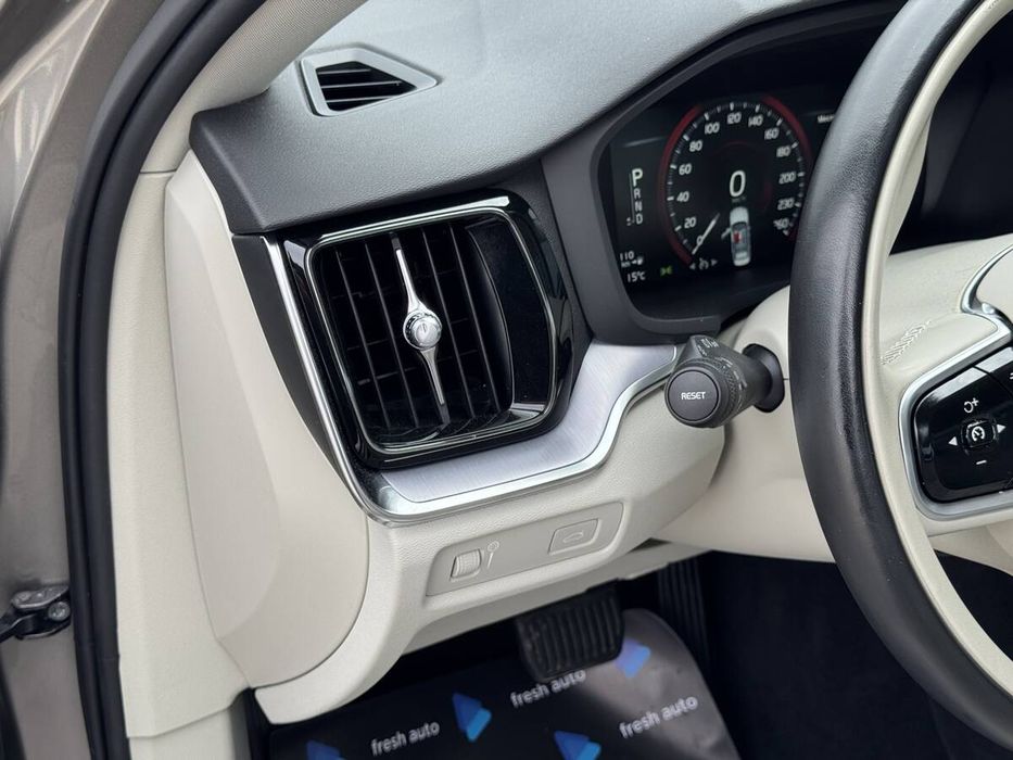 Volvo S60 2019 freshauto