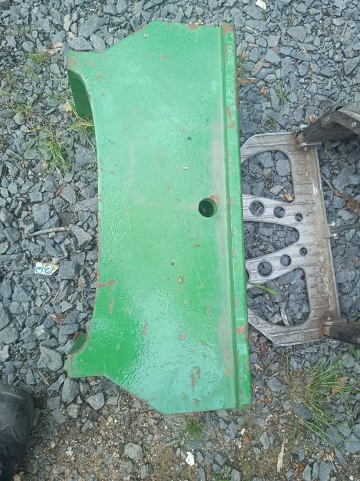 John Deere serii 6 , 7 obciążnik konsola zaczep przód 110kg