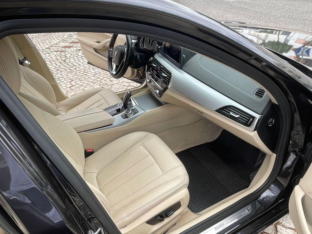 BMW 520d 2019 FINANCIAMENTO/GARANTIA/RETOMAS