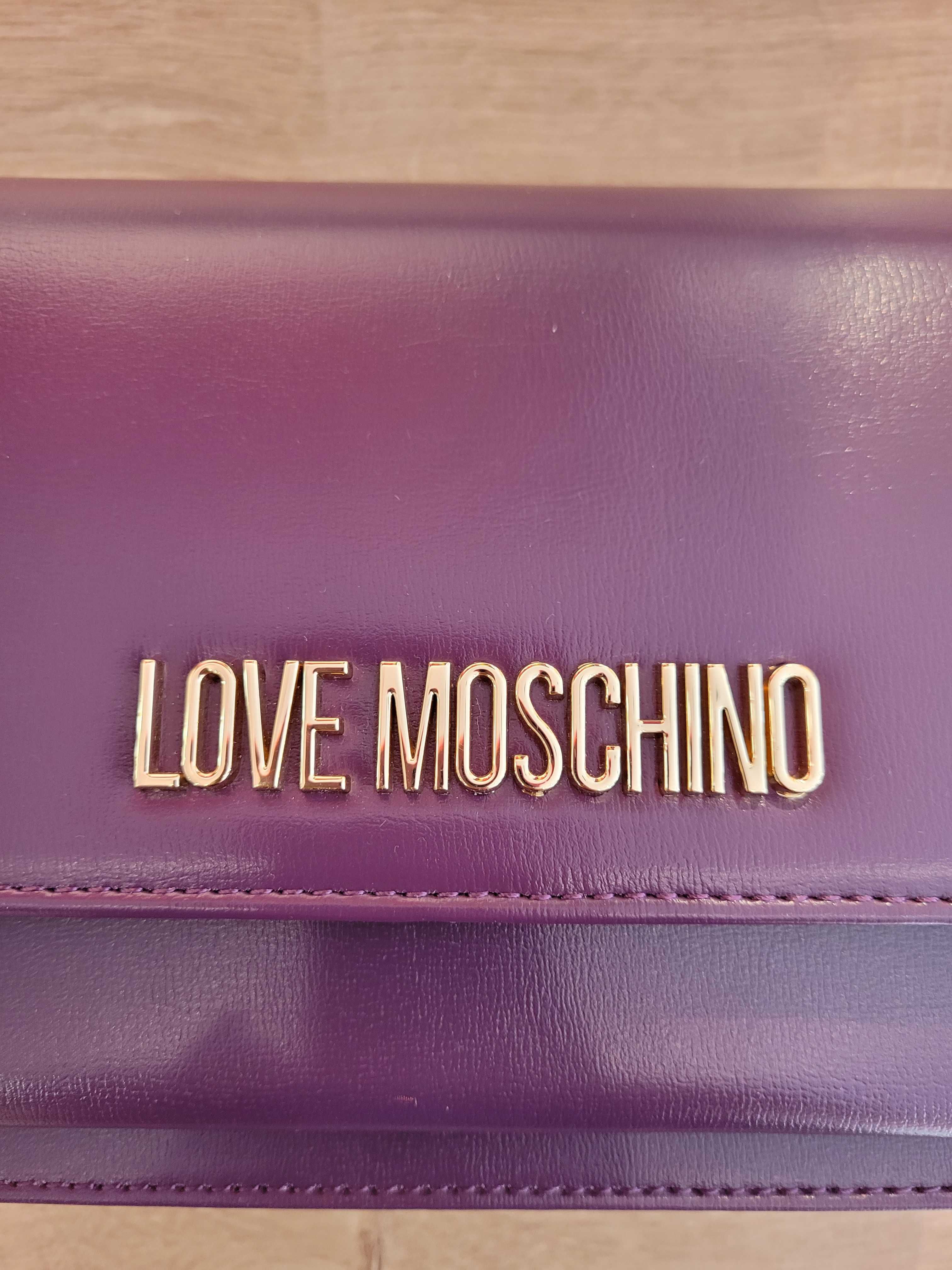 Elegancka kopertówka Love Moschino