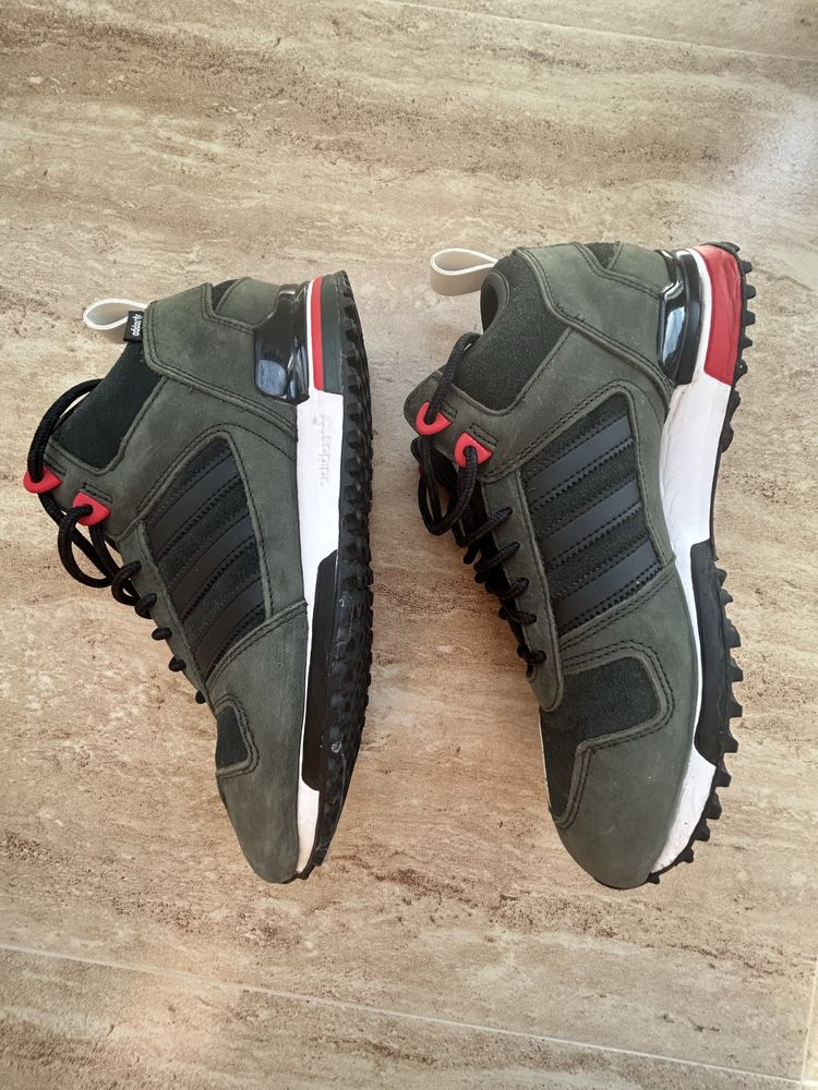 Sneakersy adidas ZX 700