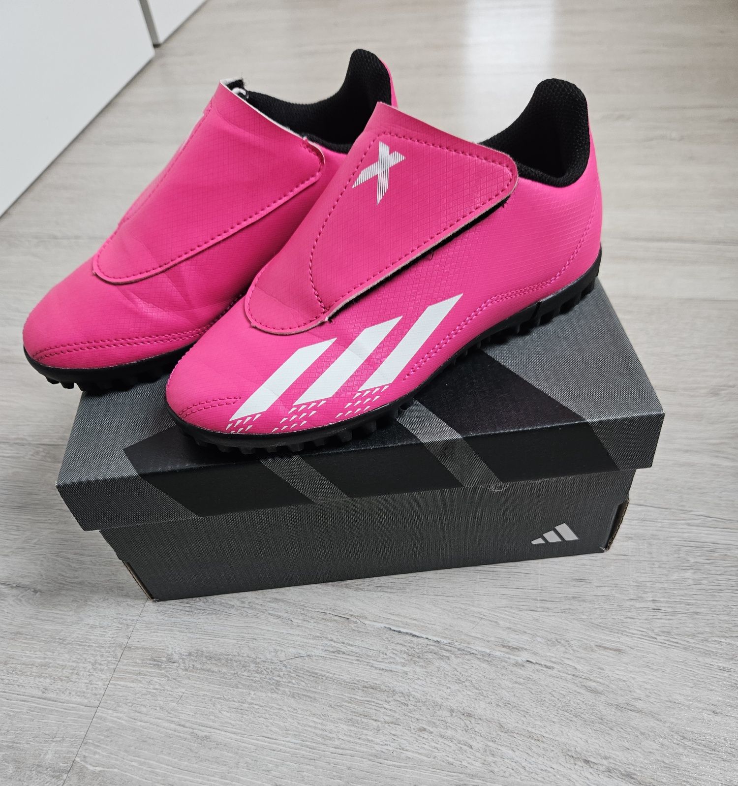 Buty piłkarskie Adidas r.31