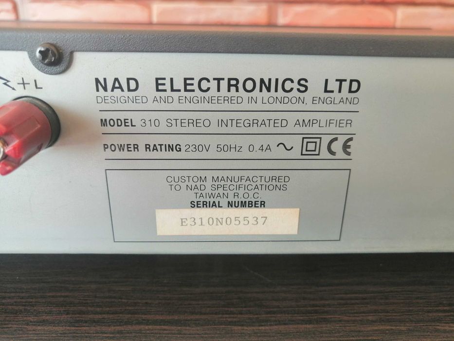Wzmacniacz NAD 310