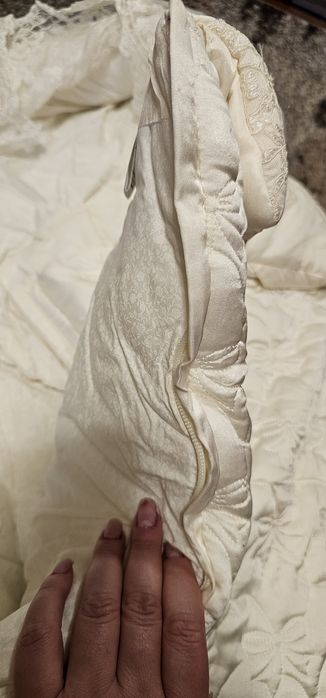 Конверт шовковий  утеплений на виписку для дівчинки