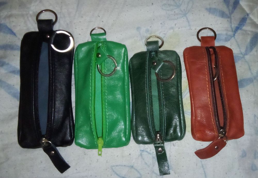 Продаю ключници с натуральной кожи