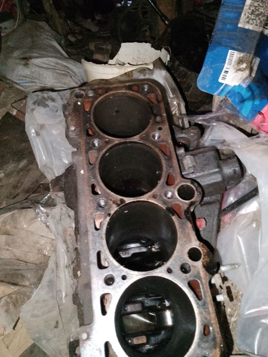 Блок циліндрів фольцваген 2е