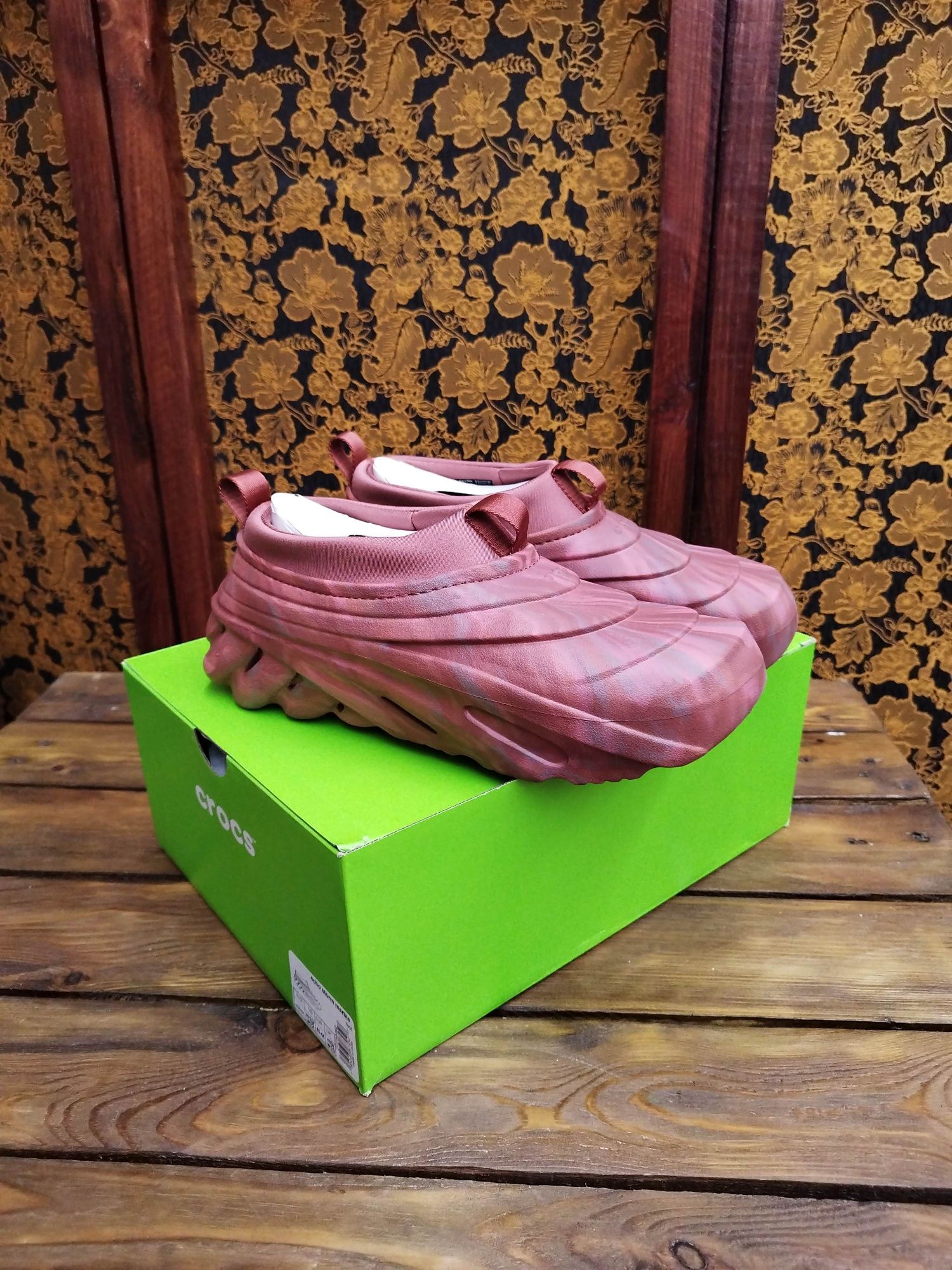 Знижки до 30%. Оригінальні Крокс. Розпродаж Складу. Crocs Salehe, Echo