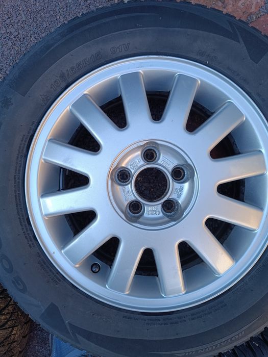 Alufelgi 15 5x100 Audi 5 sztuk