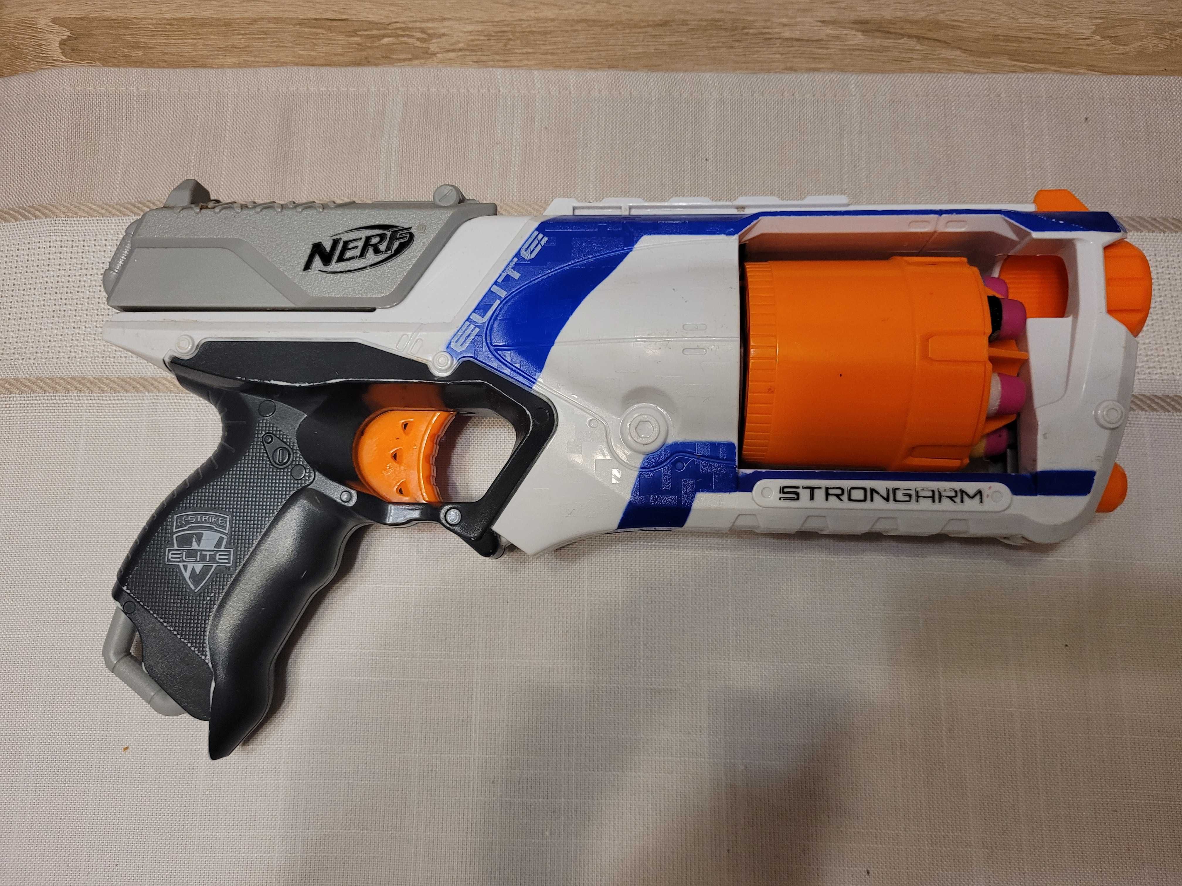 Pistolet nerf Strongarm