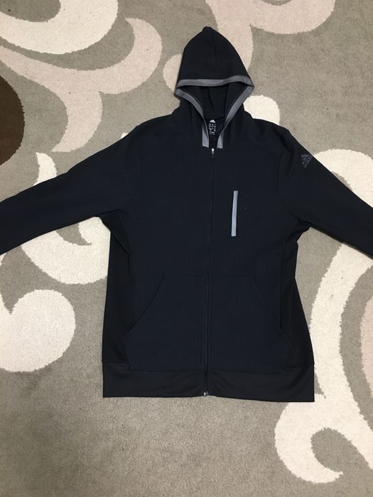 Спортивная кофта адидас