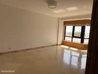 Apartamento T3 - Parque dos Carvalhos
