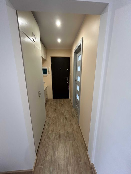 Wynajmę mieszkanie 3 pokoje i kuchnia, po generalnym remoncie