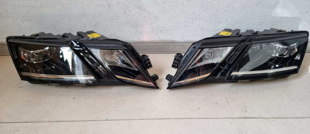 Фары фара Skoda Octavia 3 передняя LED галоген Европа Америка оригинал