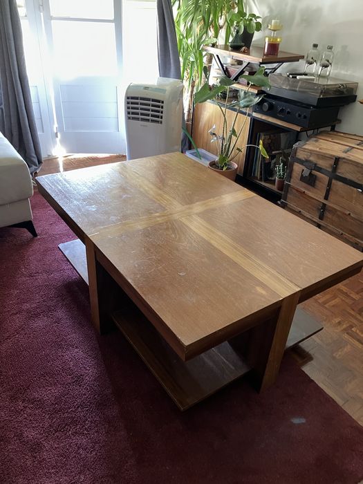 Mesa de Centro em madeira