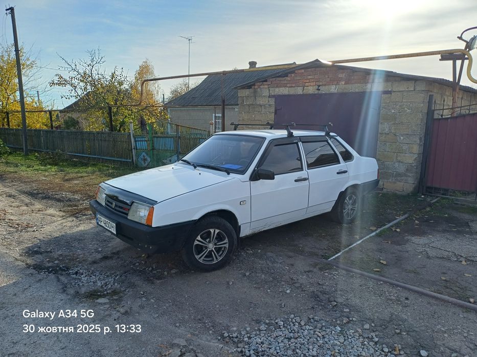 Обменяю машину придлагайте варіанти