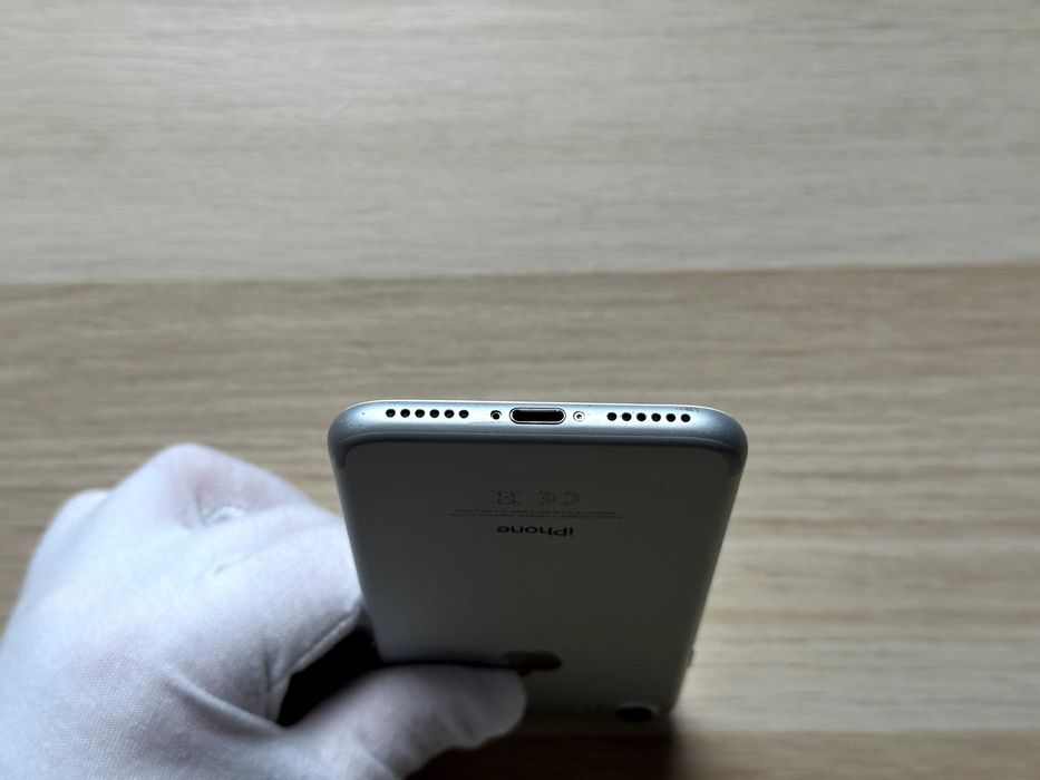 iPhone 7 32GB Srebrny – Na części