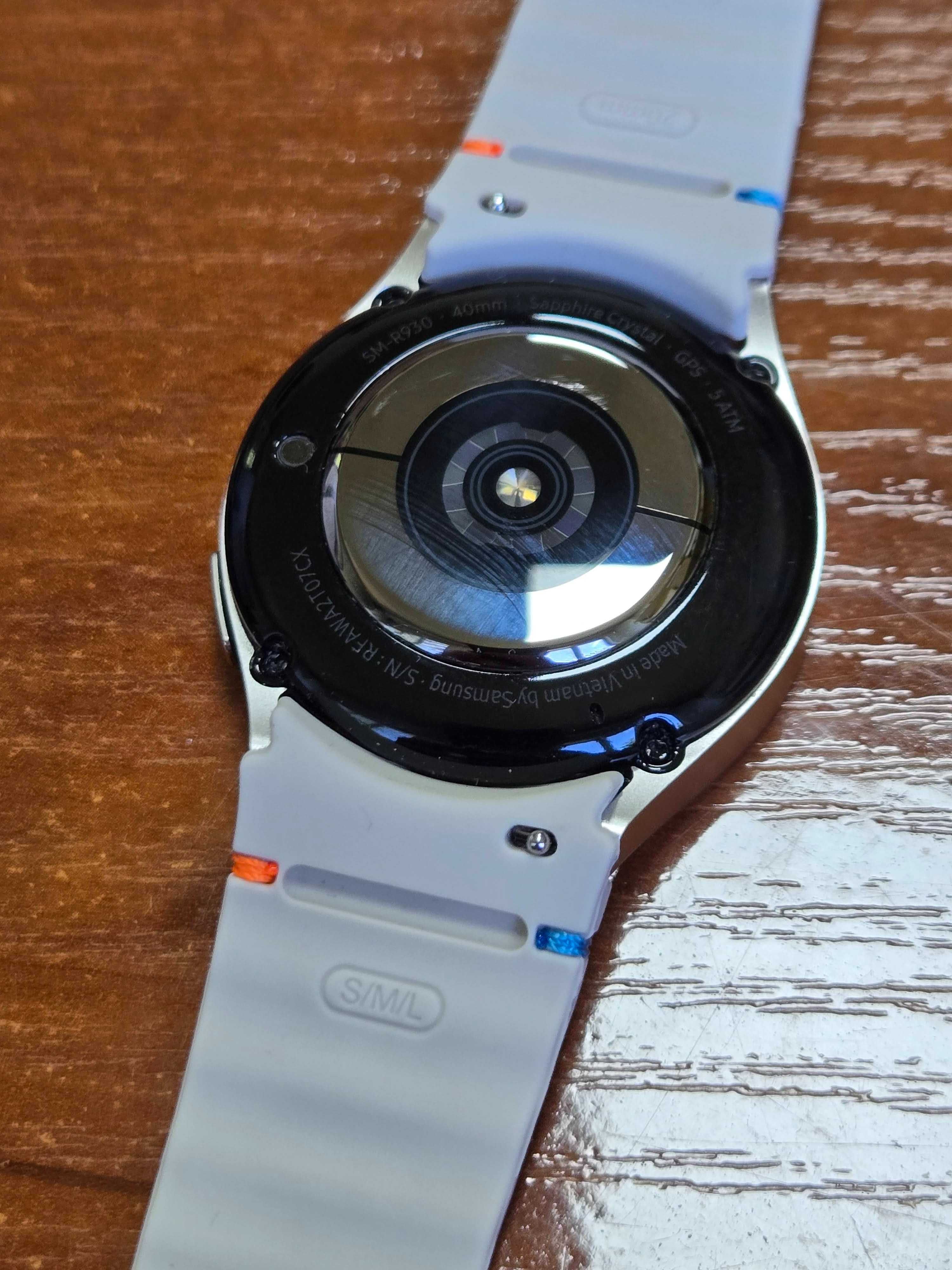 Смарт годинник Samsung Galaxy Watch6 40mm Wi-Fi Gold (SM-R930U).