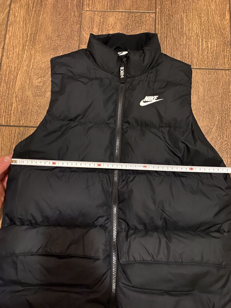 Жилетка Nike SNYFL VEST DX1296-010