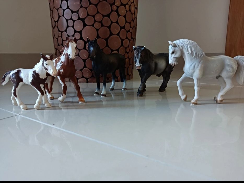 Cavalos coleção schleich