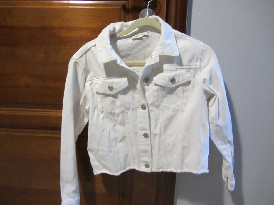 biała kurtka jeansowa River Island