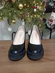 Buty czarne na obcasie Firmy OLEKSY rozmiar 37