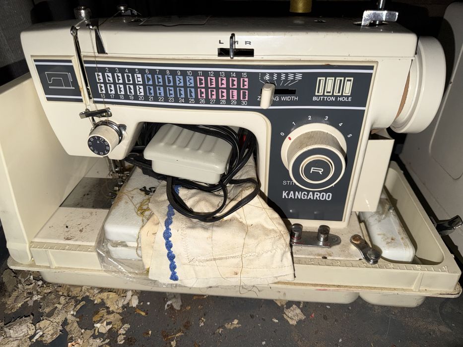 Швейна машина Kangaroo