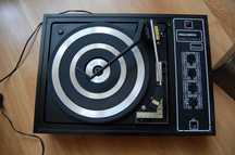 Stary gramofon Palladium.