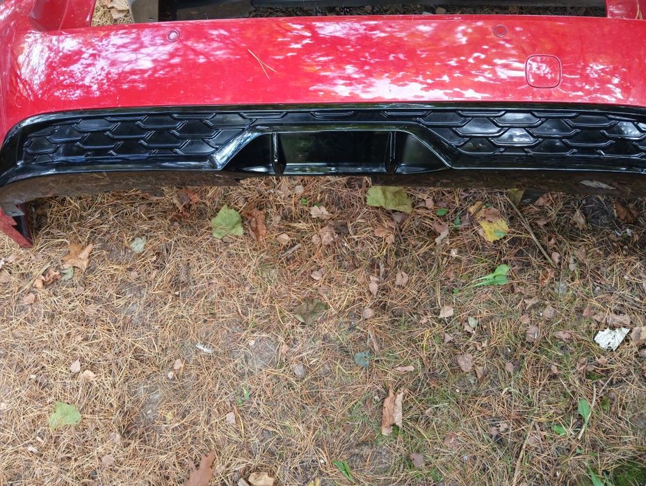 Toyota Corolla E21 GR kombi zderzak tylny tył 4 x pdc 3U5 lift lifting