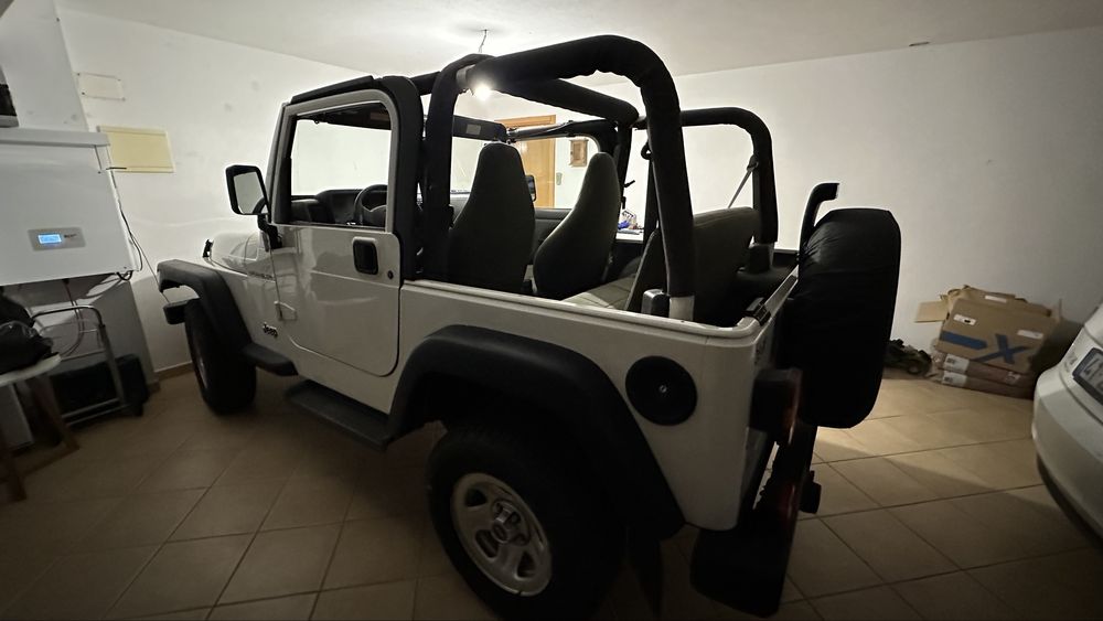 Wrangler 2.5 tj gasolina