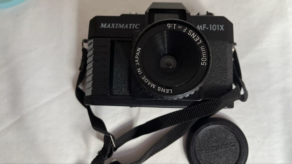 Câmara analógica Maximatic MF-101X + Flash FX-77 + bolsa