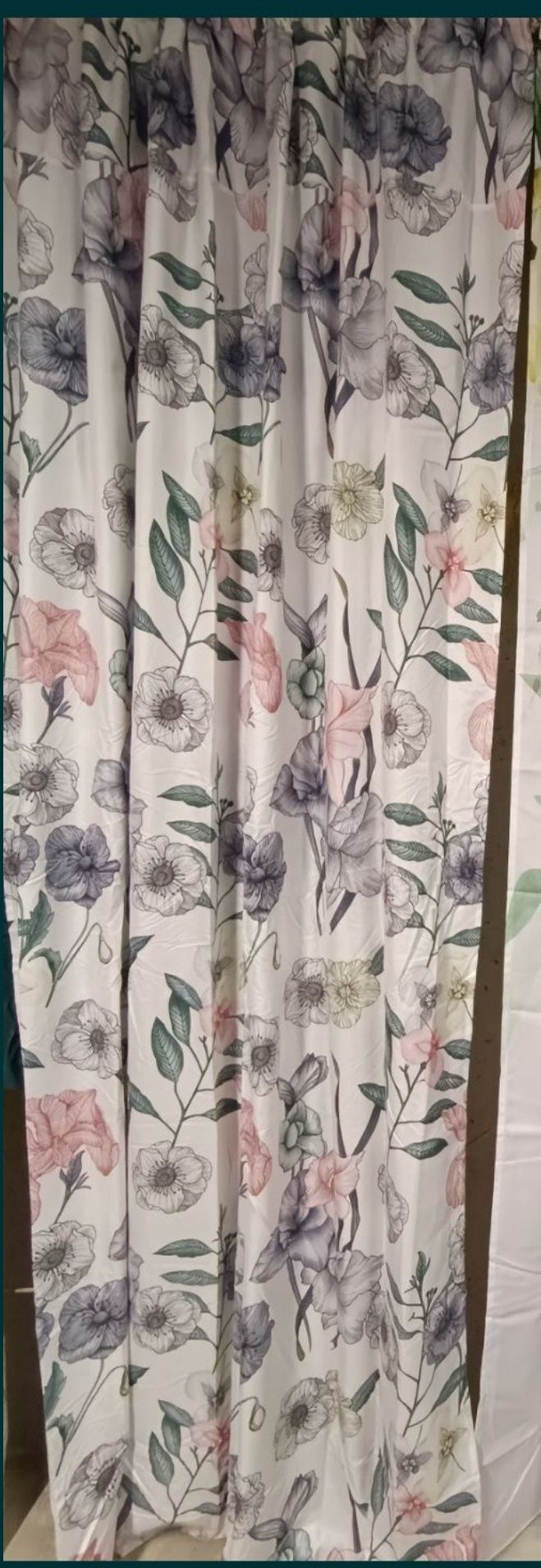 Nowe zasłony  w kwiaty lub liście  145x250cm