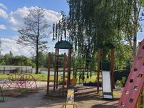 К.Заспа, Козин, участок в городке, пляж, коммуникации