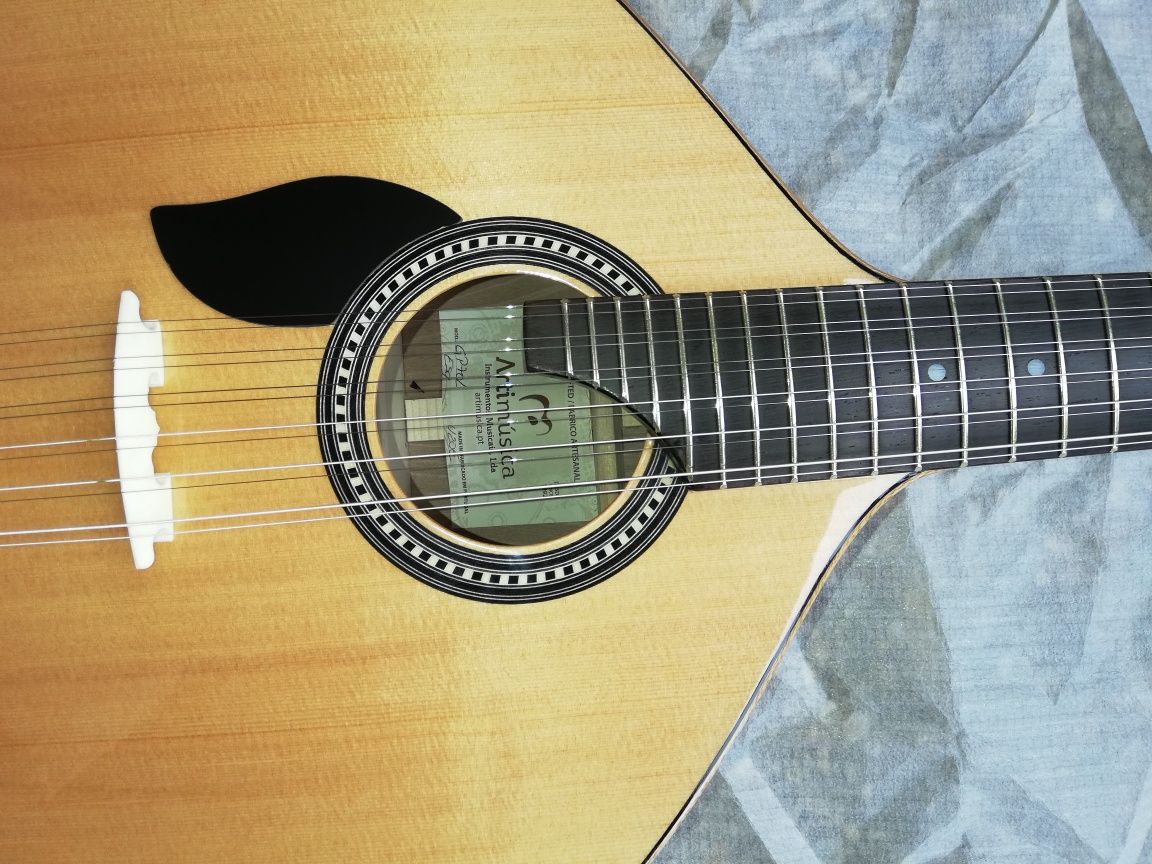 Guitarra portuguesa para esquerdino modelo Lisboa