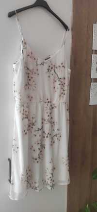 Biała sukienka w kwiaty Vero Moda r XL