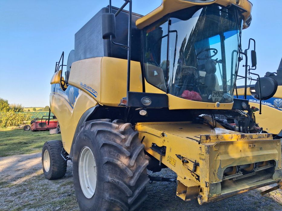 Продаж комбаїн зернозбиральний New Holland CX6090 2016р.в.