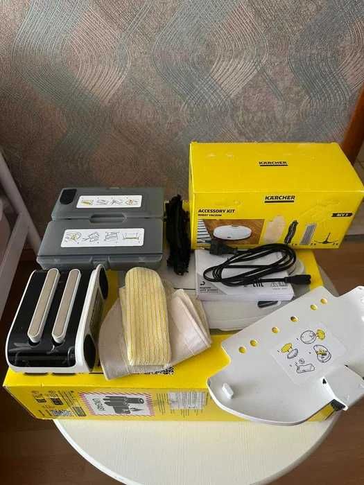 Karcher RCV 3 — робот пилосос, майже новий + повний комплект