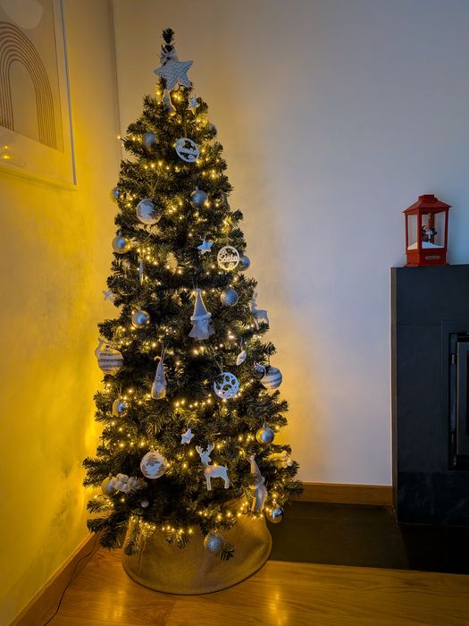 Árvore natal 180cm com luzes