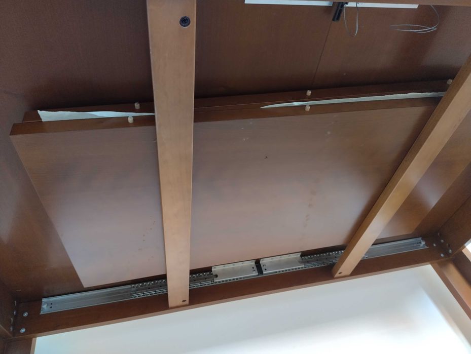 Extendable Dining Table Cherry and 4 Chairs64584503878274122