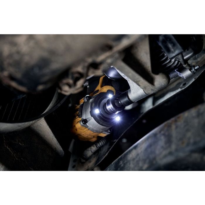 Akumulatorowy Klucz Udarowy 1/2' Xr 18V 0*Ah  610 Nm DeWalt