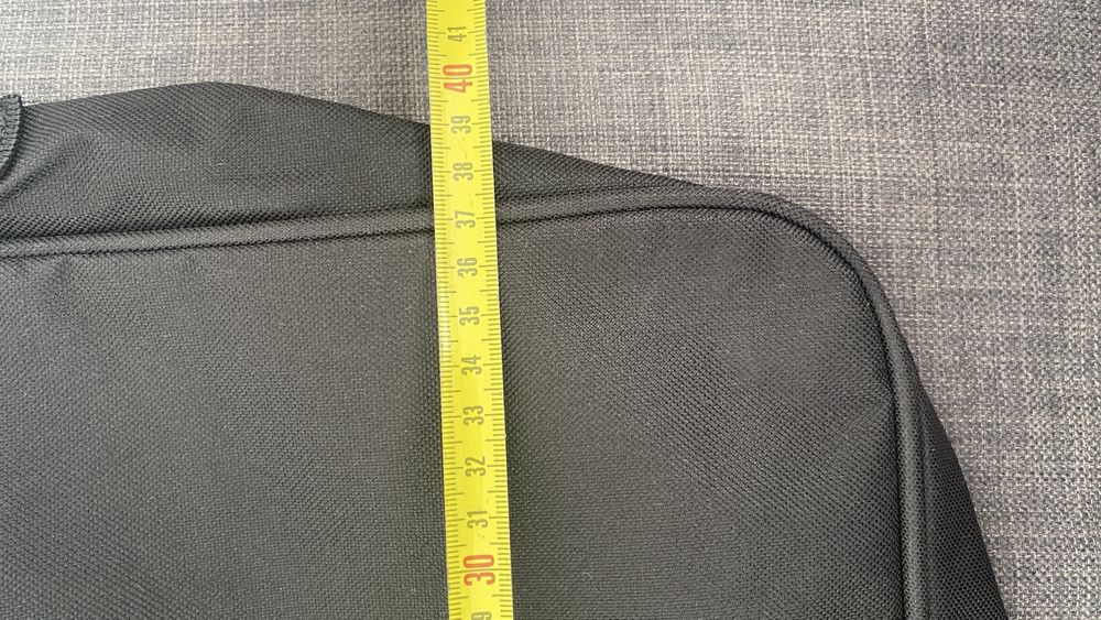 Granatowa torba na loptopa dokumenty biznesowa