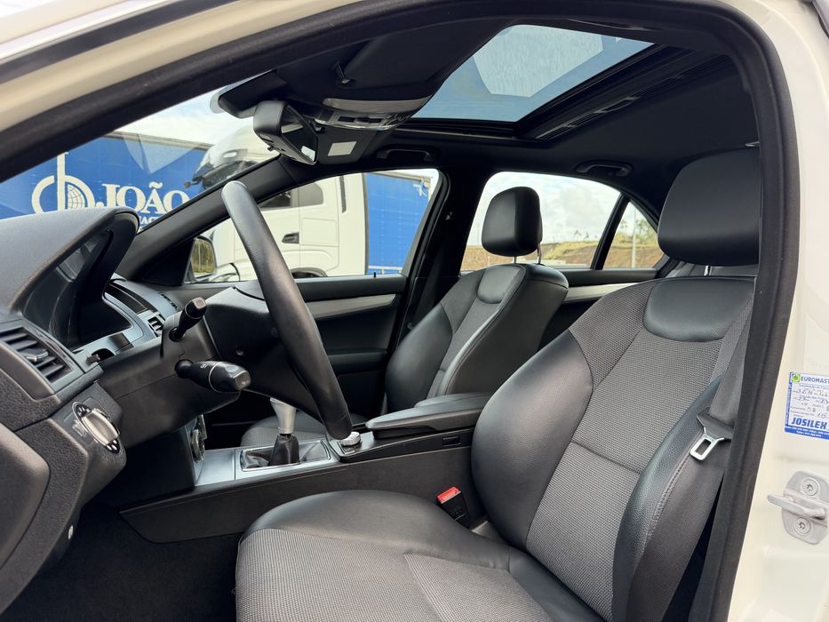 Mercedes Benz C 220 CDI AMG 175mil kms Nacional