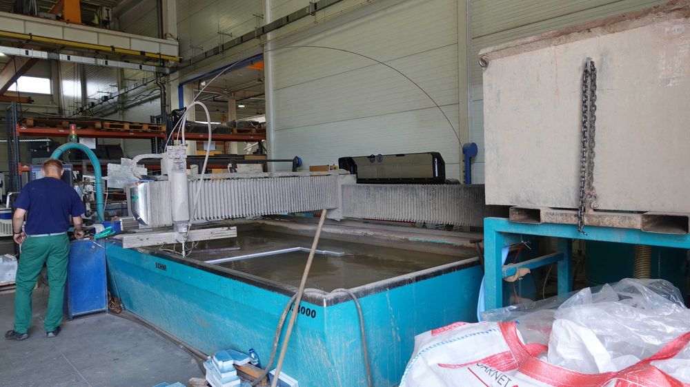 Maszyna do cięcia wodą Water Jet