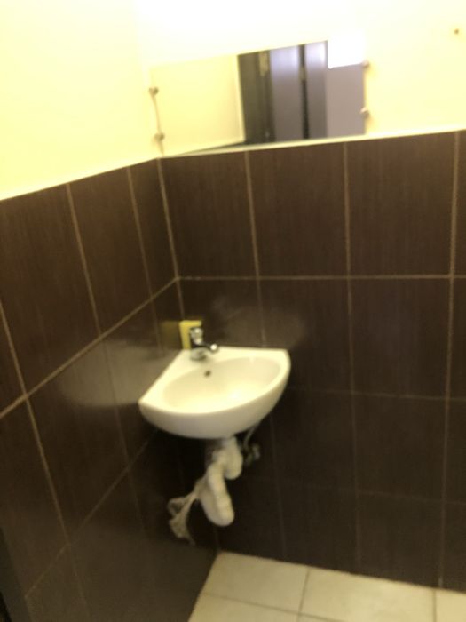 Продам приміщення по червоній лінії на першій дільниці