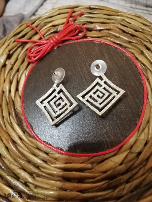 Продам новую бижутерию