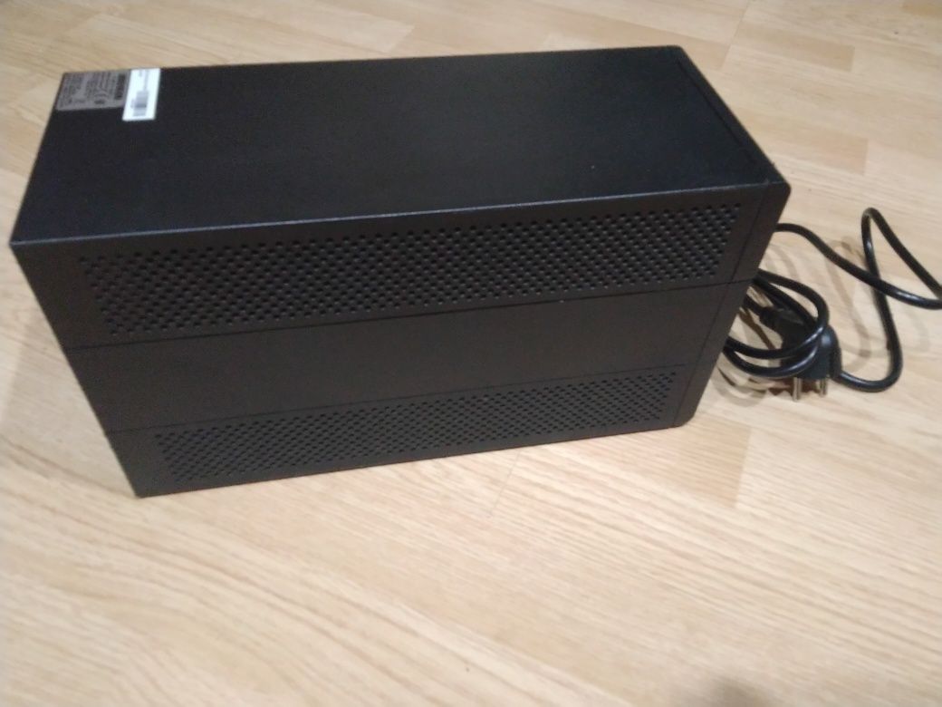 ИБП, бесперебойник EATON 5E 1500i USB